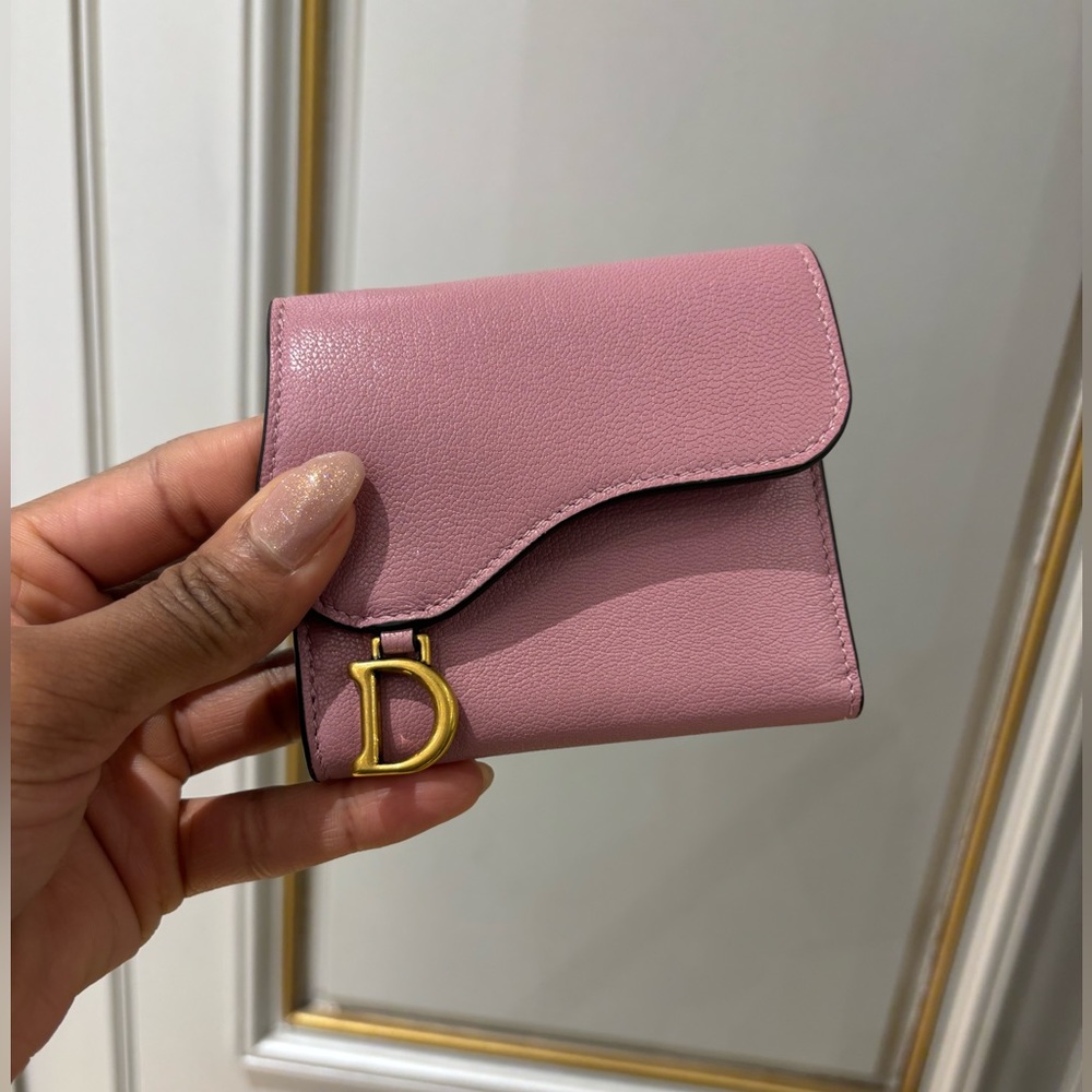 Dior Dark Lavender Saddle wallet ( unused )